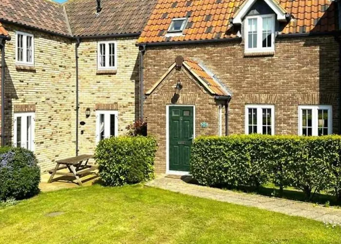 Dream Weaver 2 Bedroomed Cottage On The Bay, Filey With On-Site Gym And Swimming Pool