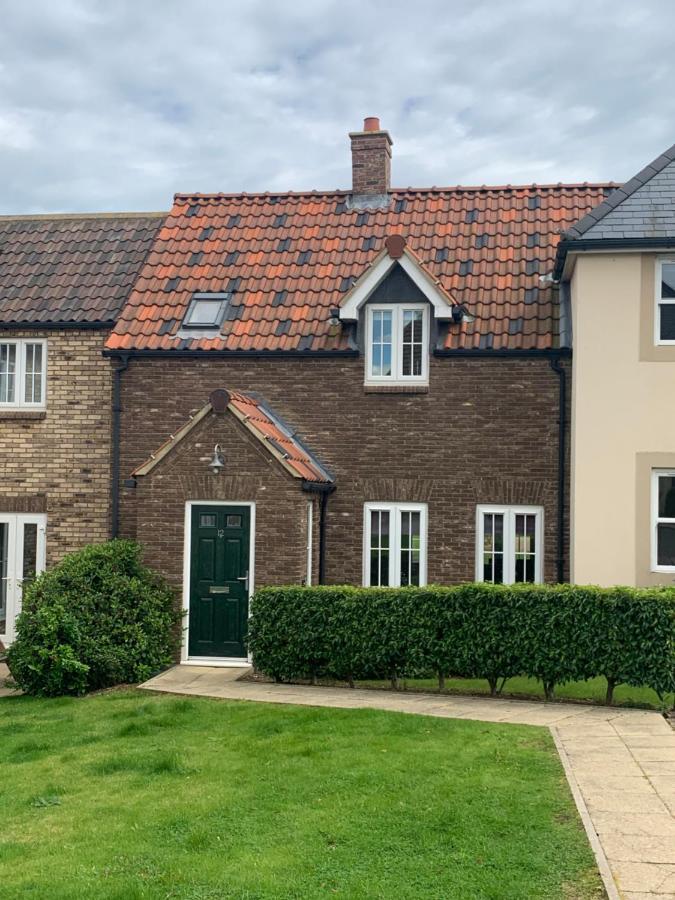 Dream Weaver 2 Bedroomed On The Bay, With On-site Gym And Swimming Pool Holiday home