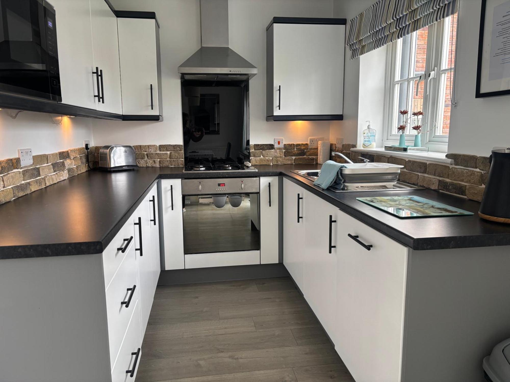 Dream Weaver 2 Bedroomed On The Bay, With On-site Gym And Swimming Pool Holiday home
