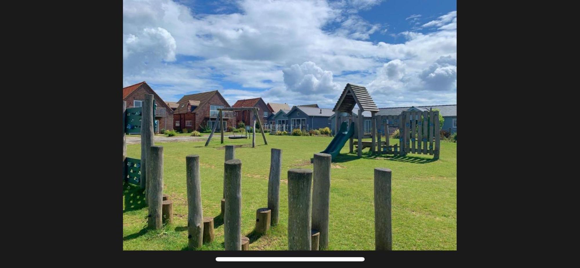Dream Weaver 2 Bedroomed On The Bay, With On-site Gym And Swimming Pool Holiday home